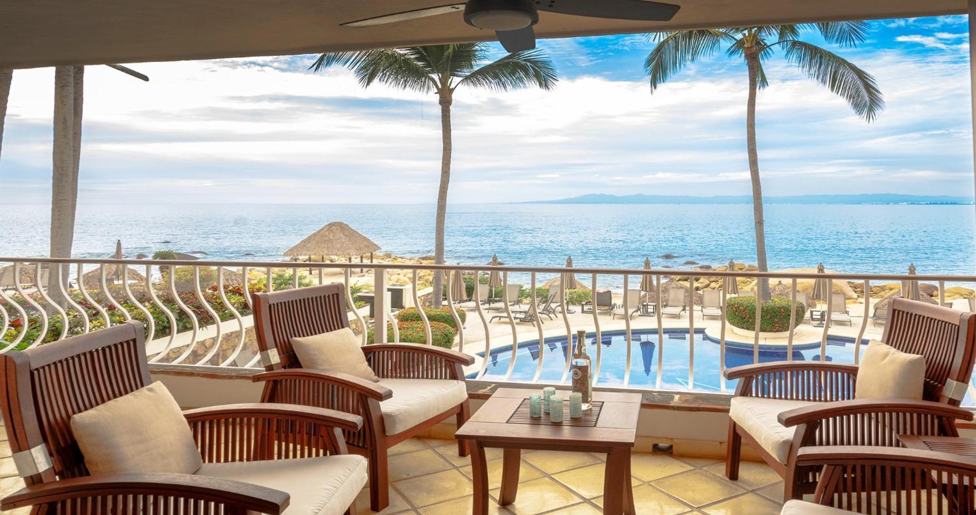 Ocean Front, 3 Bedroom, 3 Bathroom, Casa Natalia, Playa Esmeralda Puerto Vallarta Eksteriør bilde