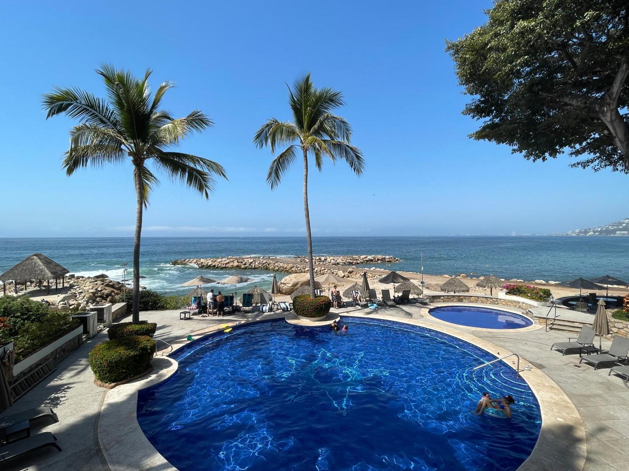 Ocean Front, 3 Bedroom, 3 Bathroom, Casa Natalia, Playa Esmeralda Puerto Vallarta Eksteriør bilde